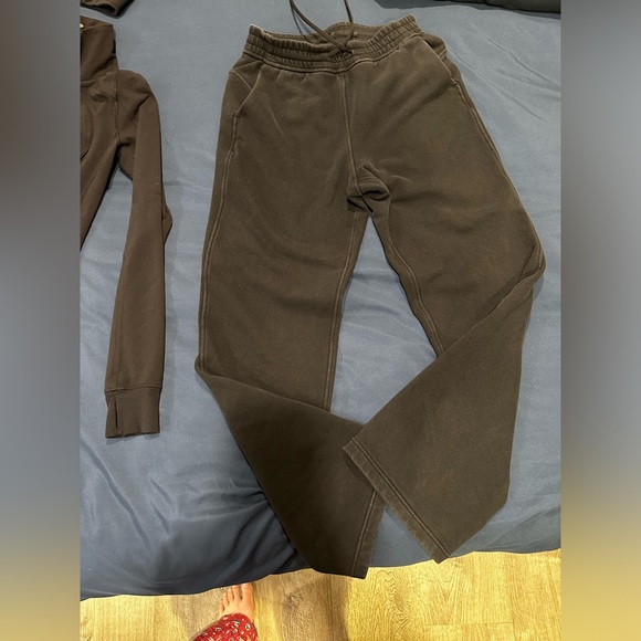 Lululemon loungefull Straight leg - Picture 2 of 6